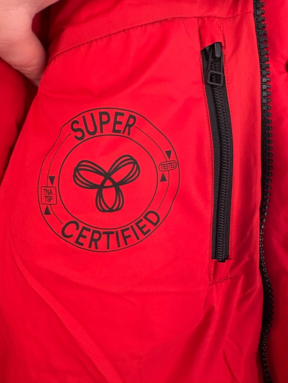 Aritzia TNA Mr. Super Puff™ Jacket – Men’s Medium – Like New – Red - Picture 10 of 15